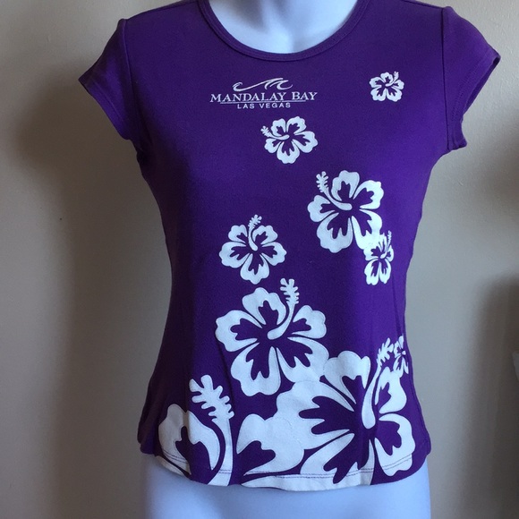 Mandalay Bay Las Vegas Purple T- shirt girl “S” - Picture 7 of 8